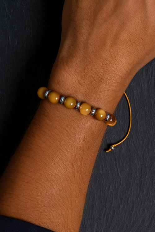 Kaplan Gözü Doğal Taş Makrome Bileklik – Gümüş Aparatlı, Ayarlanabilir Tasarım