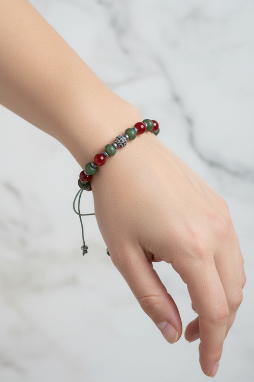 Sertifikalı Yeşim ve Kırmızı Akik Doğal Taş Bileklik – Zirkon Aparatlı, Unisex Şık Tasarım