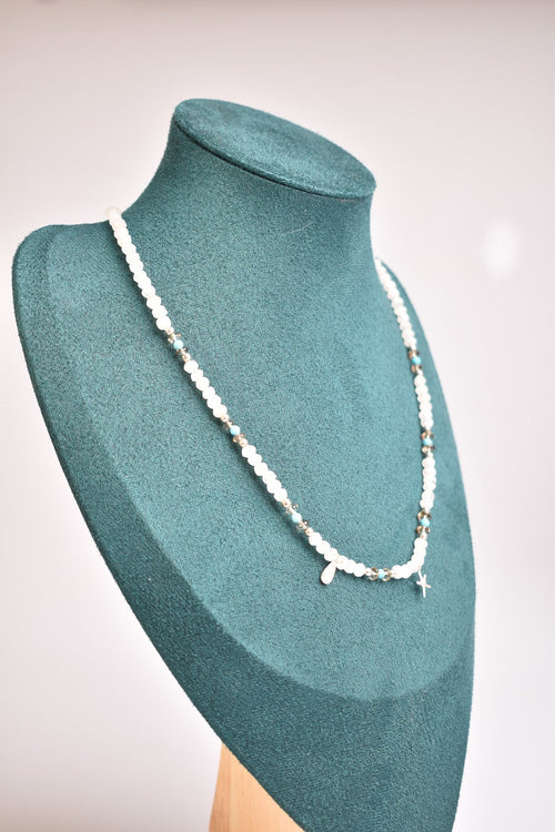 Ay Taşı Doğal Taş Gümüş Süslemeli Kolye