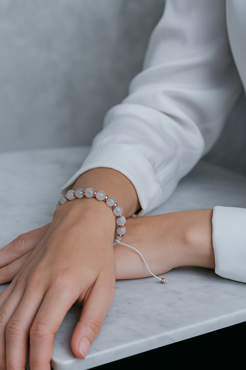 Ay Taşı Doğal Taş Makrome Örme Bileklik – Küre Kesim