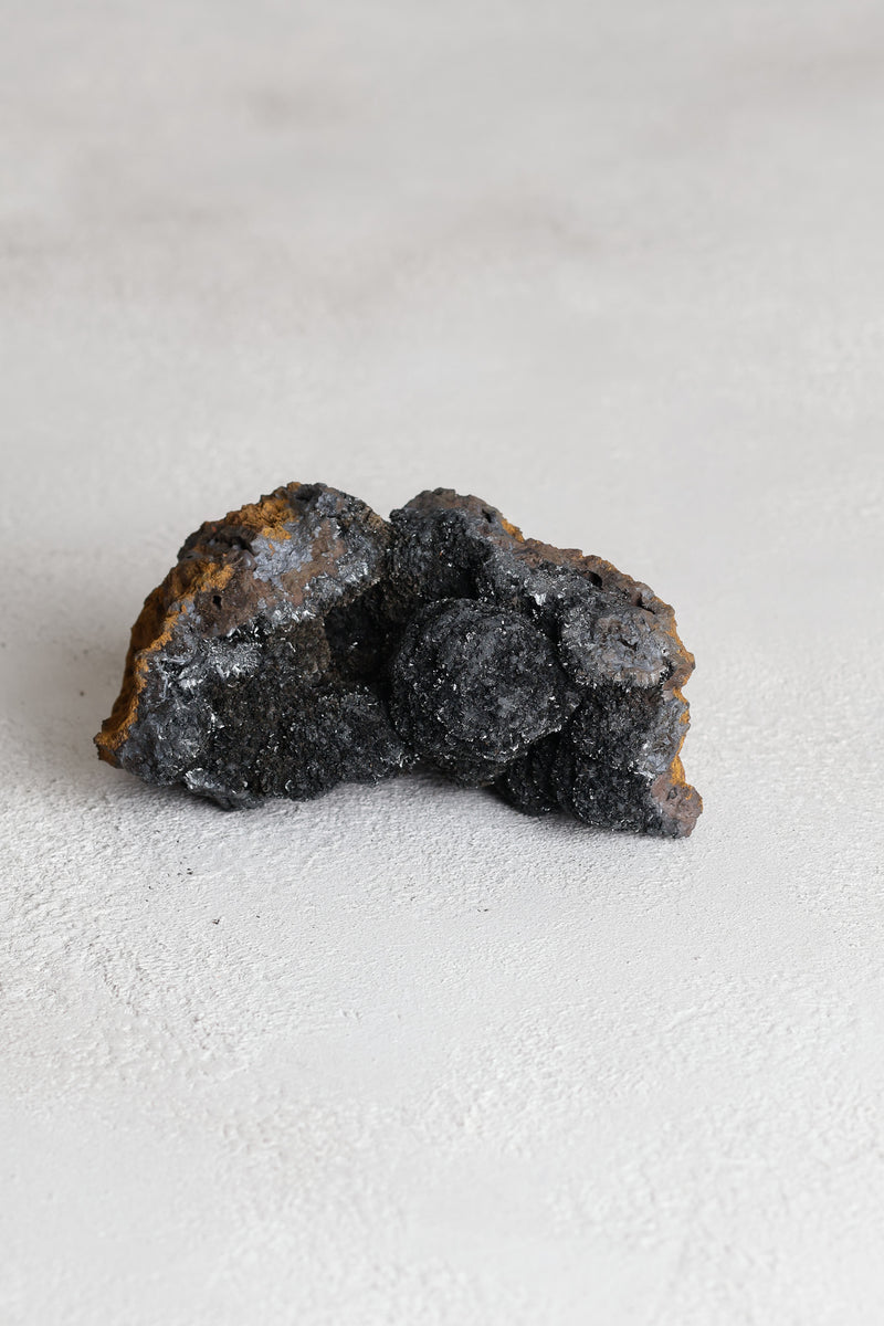 Magnetite Doğal Taş Ham Parça - Görsel 1 - Safnaturel