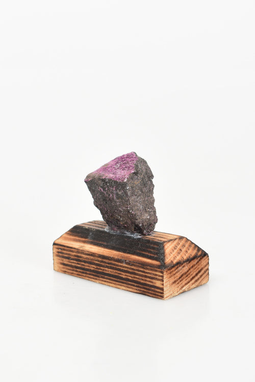 Kemererit Doğal Taş Standlı Ham Parça