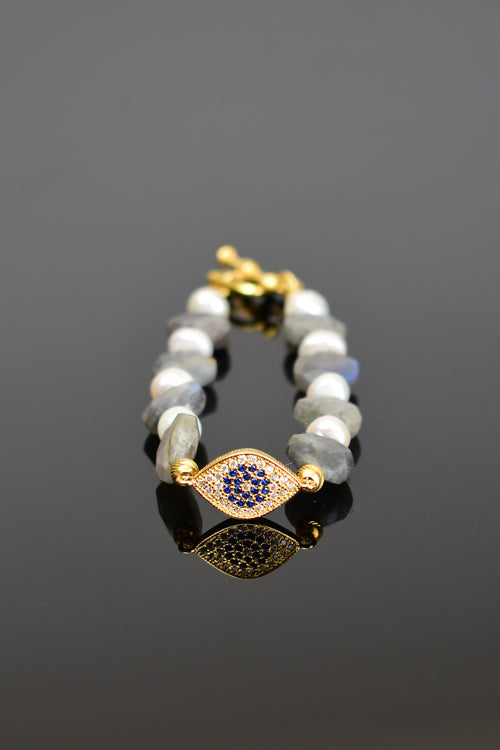 Labradorite - Pearl Natural Stone Silver Closure Bracelet