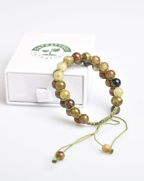 Sertifikalı Lal (Garnet) – Tsavorit Doğal Taş Bileklik – 8 mm Küre Kesim | Çift Sıra Makrome Tasarım | A+ Kalite