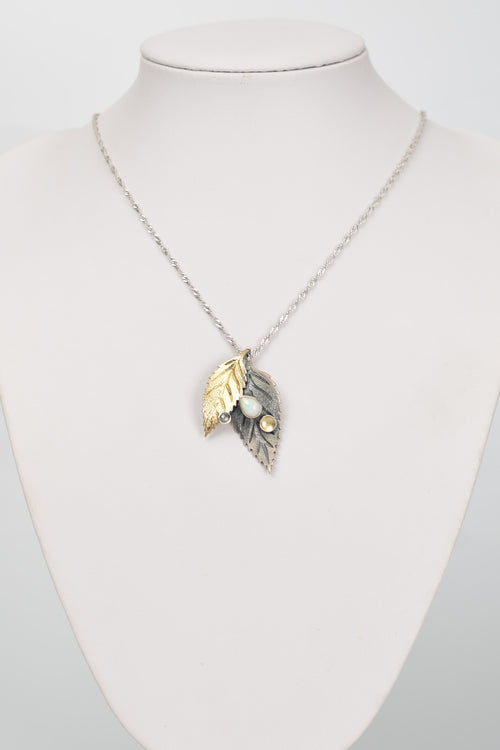 Opal Doğal Taş 925 Ayar Gümüş Kolye