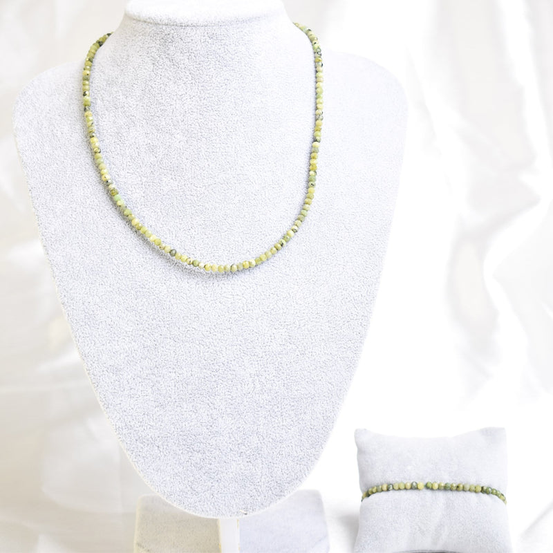 Sertifikalı Yeşim Serpantin Doğal Taş Kolye ve Bileklik Takımı 4 mm - Görsel 4 - Safnaturel