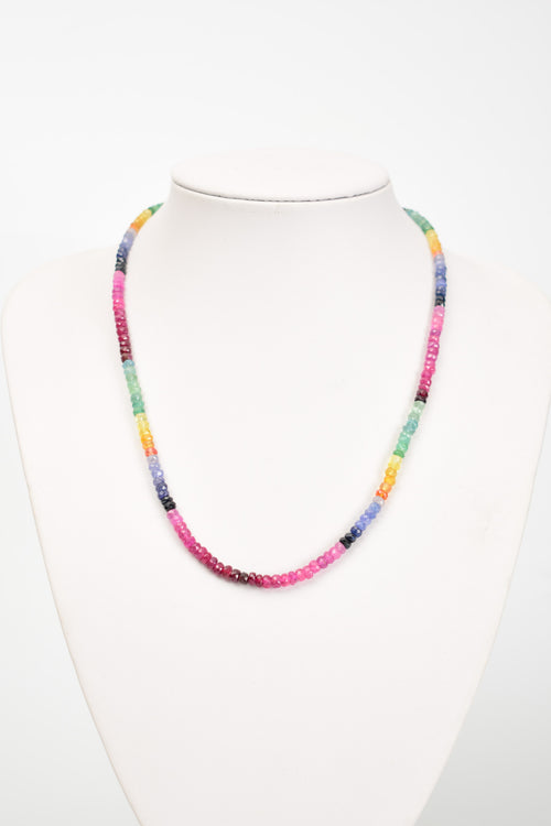 IGSL Uluslararası Sertifikalı Yakut – Zümrüt – Safir Doğal Taş Kolye – 3-4 mm Mikro Kesim | A+ Kalite