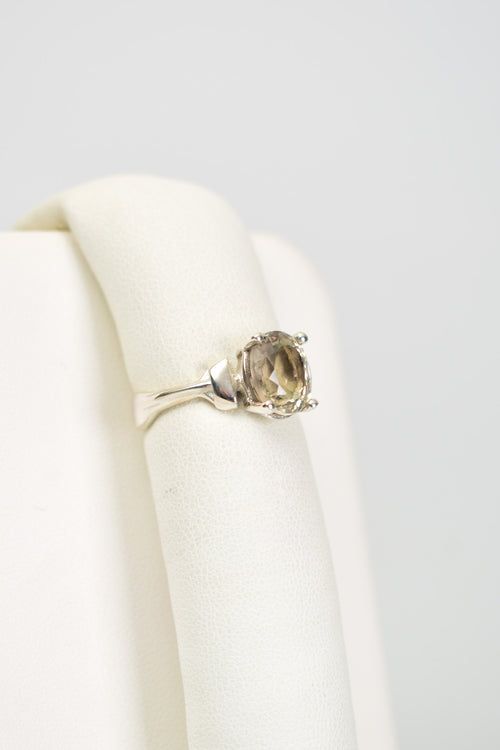 Zultanit ( Diaspore ) Doğal Taş 925 Ayar Gümüş Yüzük ( 3.62 Carat )