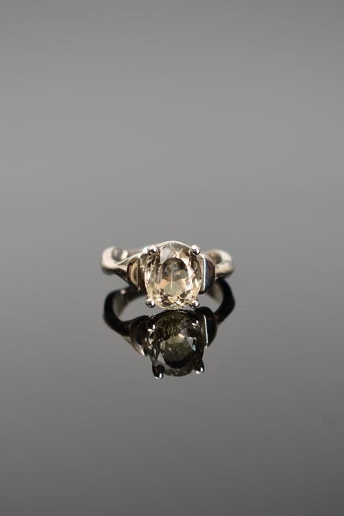 Zultanit ( Diaspore ) Doğal Taş 925 Ayar Gümüş Yüzük ( 3.62 Carat )