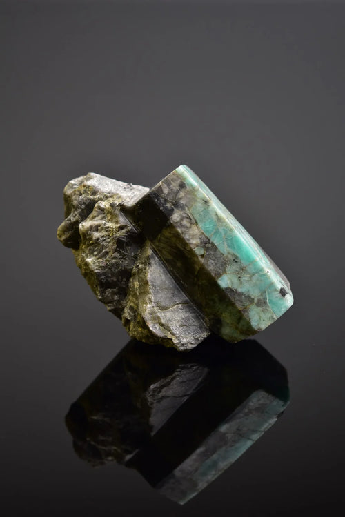 En Pahalı Doğal Taşlar: Değerinin Sırrı Nedir?