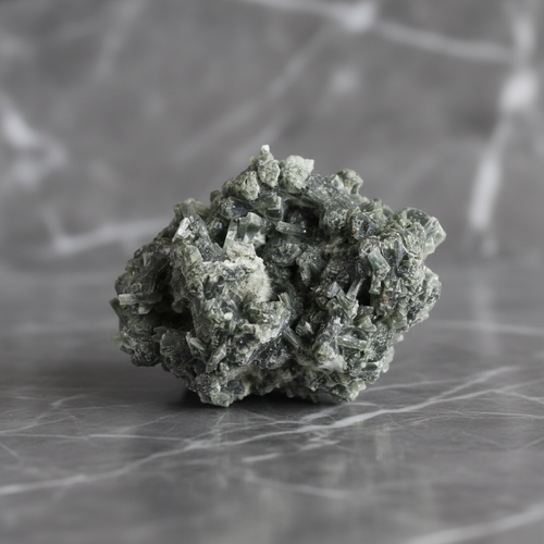 Prehnite Natural Stone Raw Piece – Safnaturel (51.6 gr)