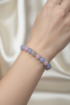 Kunzit ve Mavi Akik Doğal Taş Bileklik – 10 mm Misinalı, Unisex Şık Tasarım