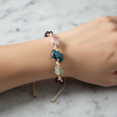 Başak Burcu Doğal Taş Makrome Bileklik – Ametist, Bordo Granat Lal, Jasper, Mavi Apatit, Pembe Kuvars, Yeşil Aventurin, Zebercet (Peridot) – Özel Tasarım - Görsel 1 - Safnaturel