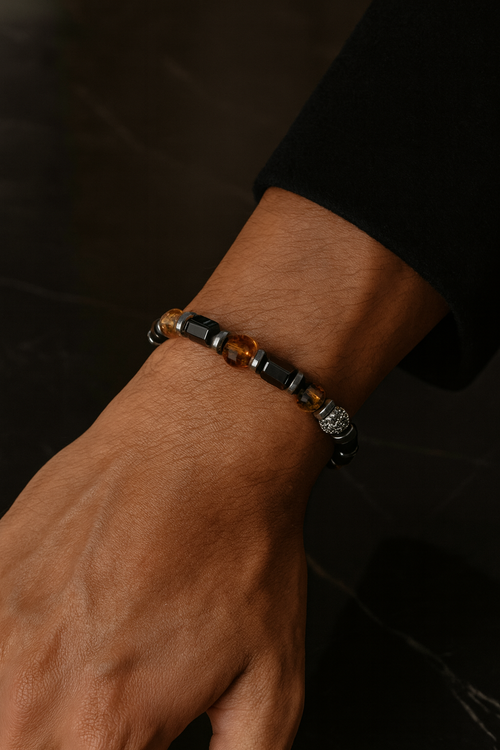 Sitrin ve Hematit Fasetli Doğal Taş Makrome Bileklik – Ayarlanabilir El Yapımı Tasarım