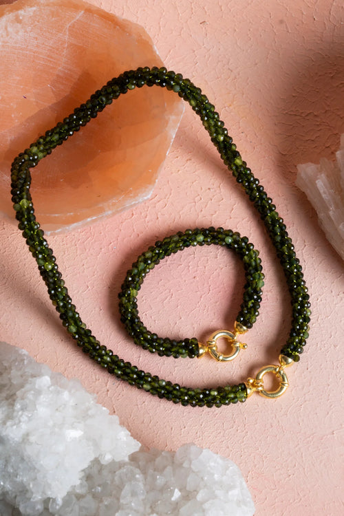 Sertifikalı El İşçiliği Örme Yeşim Gümüş Kapama Set – Kolye 48 cm, Bileklik 19 cm