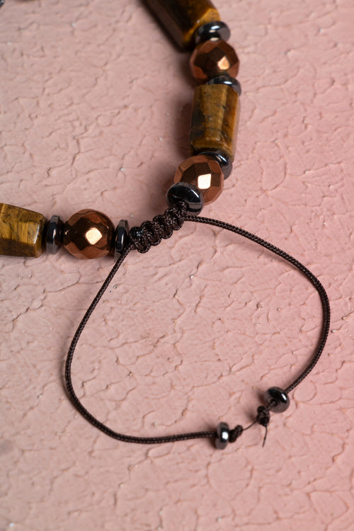 Kaplan Gözü - Hematit Doğaltaş Makrome Bileklik