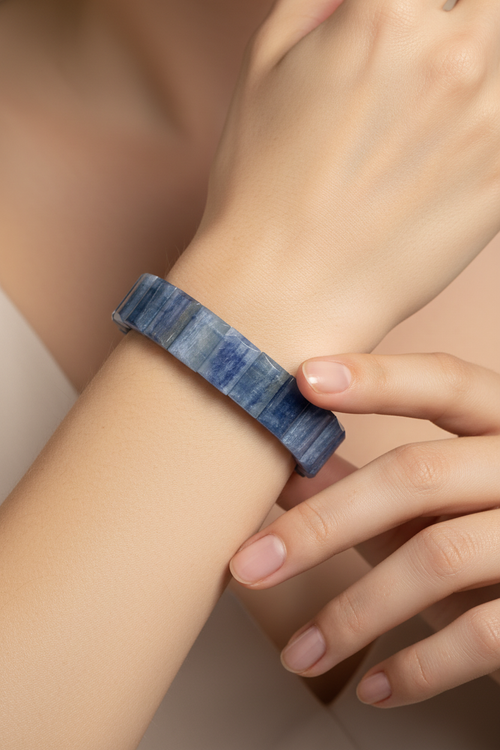 Kyanit Doğal Taş Geniş Kesim Bileklik