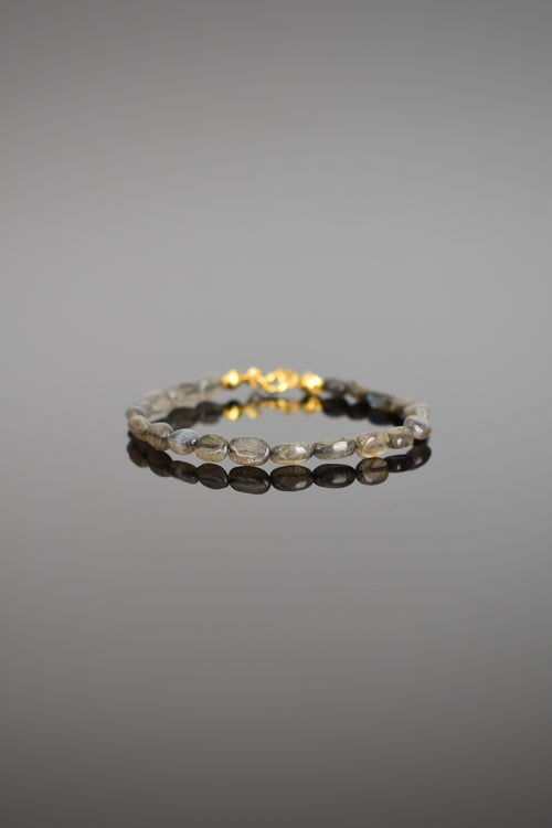 Labradorit Doğal Taş Gümüş Kapama Tasarım Bileklik