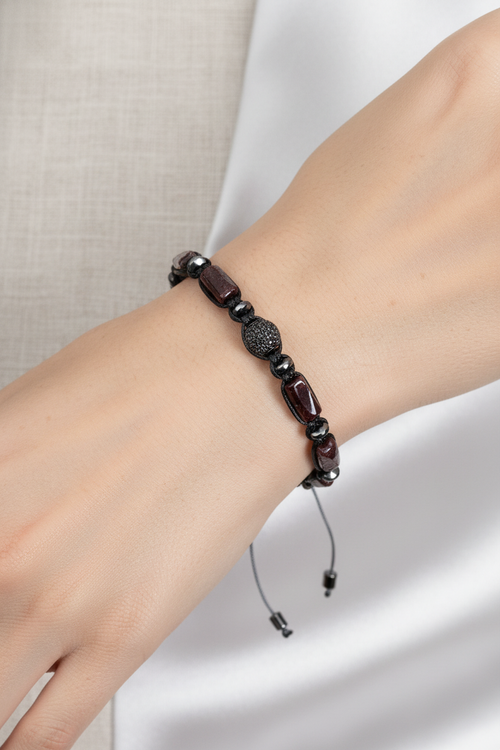 Lal Garnet - Hematit Doğal Taş Zirkon Aparatlı Makrome Bileklik