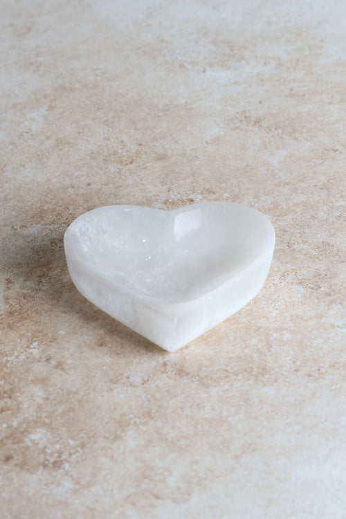 Selenite Natural Stone Heart Plate