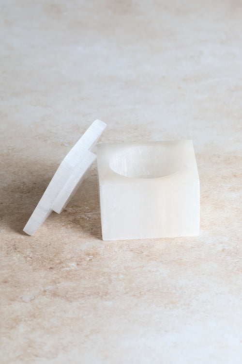 Selenite Natural Stone Cube Box
