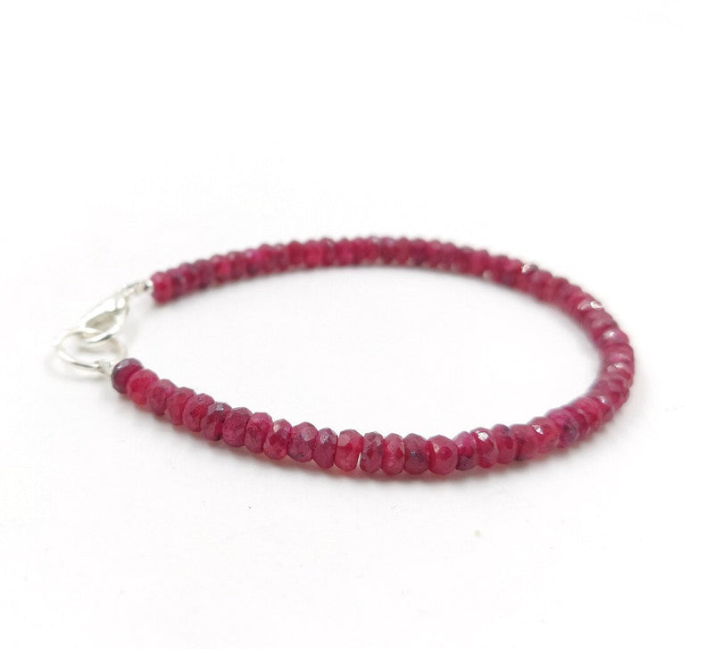Sertifikalı Doğaltaş 3-4mm Yakut Bileklik - Görsel 4 - Safnaturel