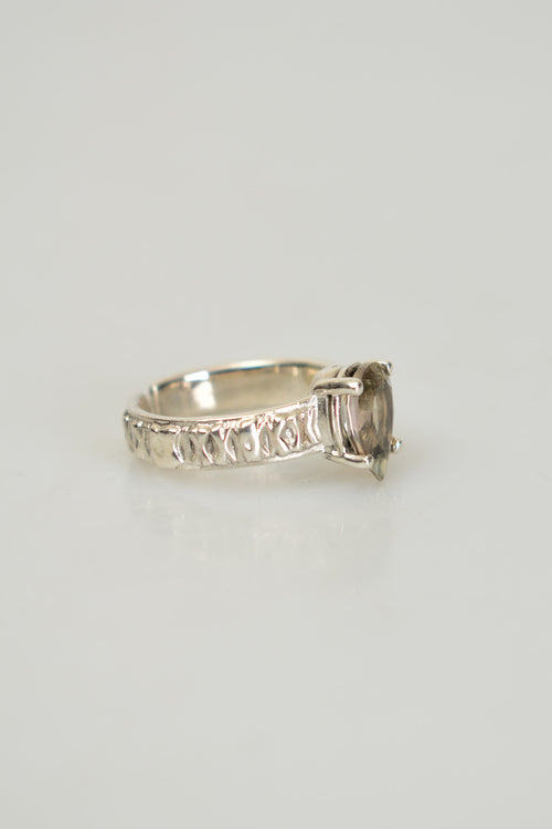 Zultanit ( Diaspore ) Doğal Taş 925 Ayar Gümüş Yüzük ( 2.26  Carat )