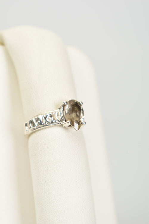 Zultanit ( Diaspore ) Doğal Taş 925 Ayar Gümüş Yüzük ( 2.26  Carat )