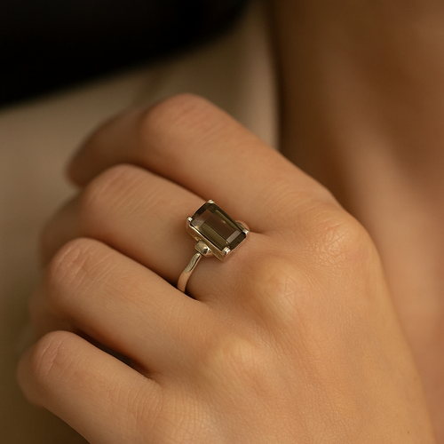 Zultanit ( Diaspore ) Doğal Taş 925 Ayar Gümüş Yüzük ( 6.29 Carat )